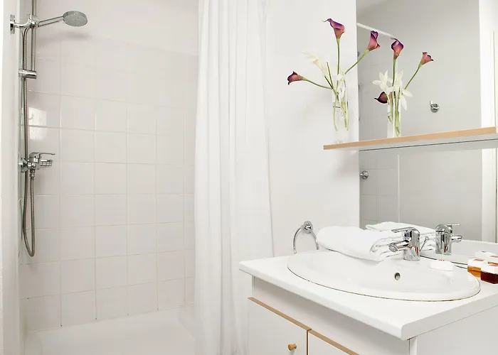 Sejours & Affaires Le Clos Beaumois Кан