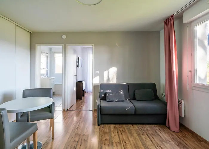 Sejours & Affaires Le Clos Beaumois Апарт-готель